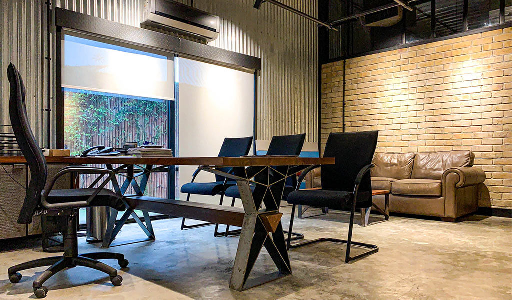 Maven Studio Managing Director Office